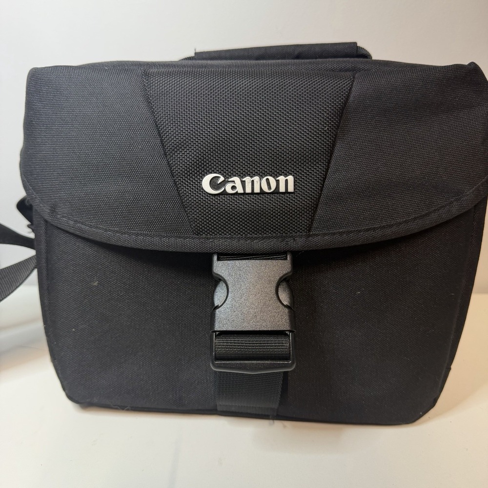 Canon EOS Shoulder Bag 100ES For Camera/Accessories (Black) New w/ Tags